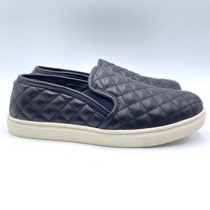 7.5 WIDE Steve Madden Ecentrcq Black Faux Vegan Quilted Leather Sneakers Shoes